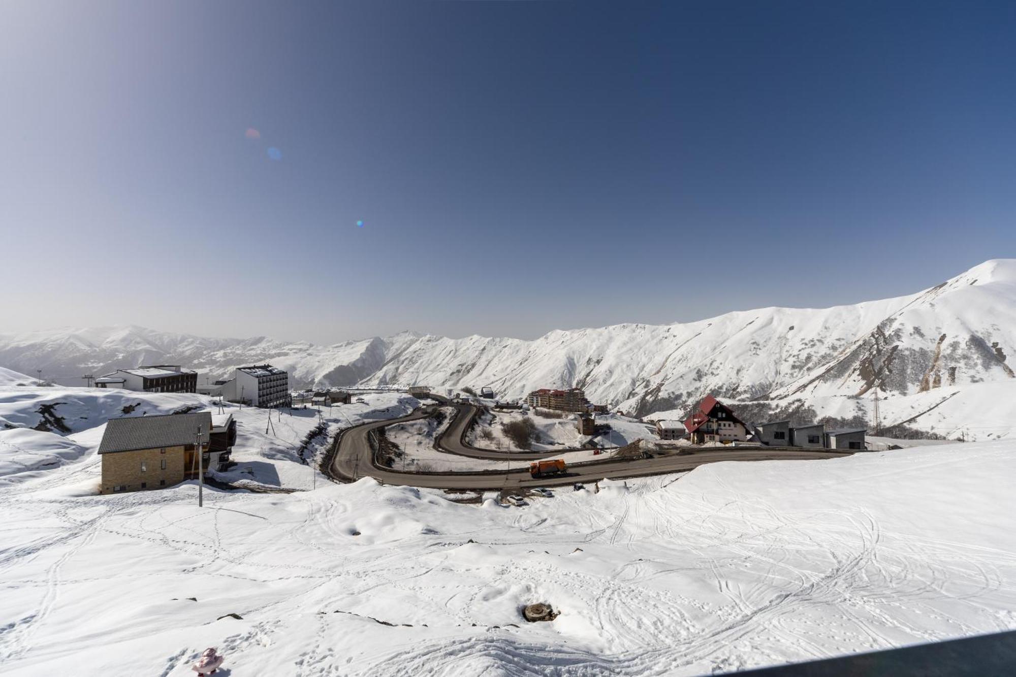 New Gudauri View Hotel Exterior photo